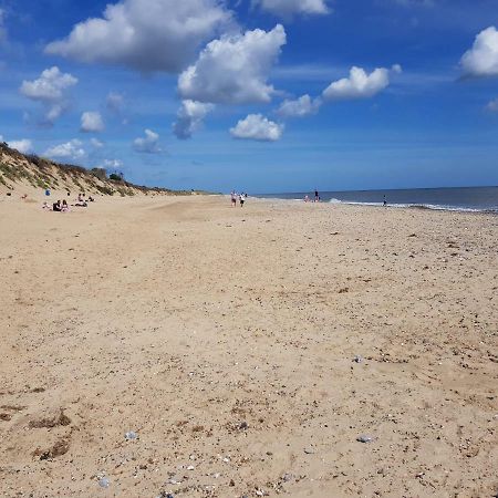 218 - 2 Bed Chalet, Belle Aire, Beach Road, Hemsby, Nr29 외부 사진